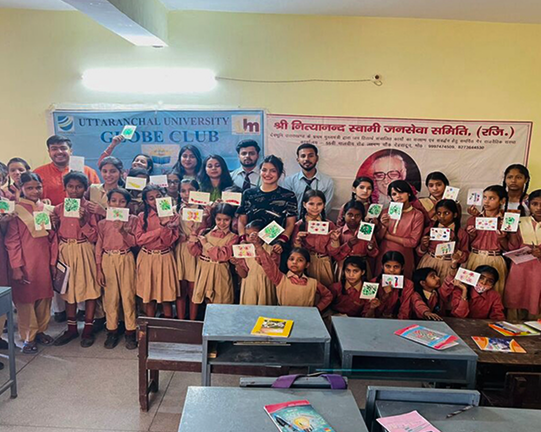 Shiksha Daan - Globe Club with school children